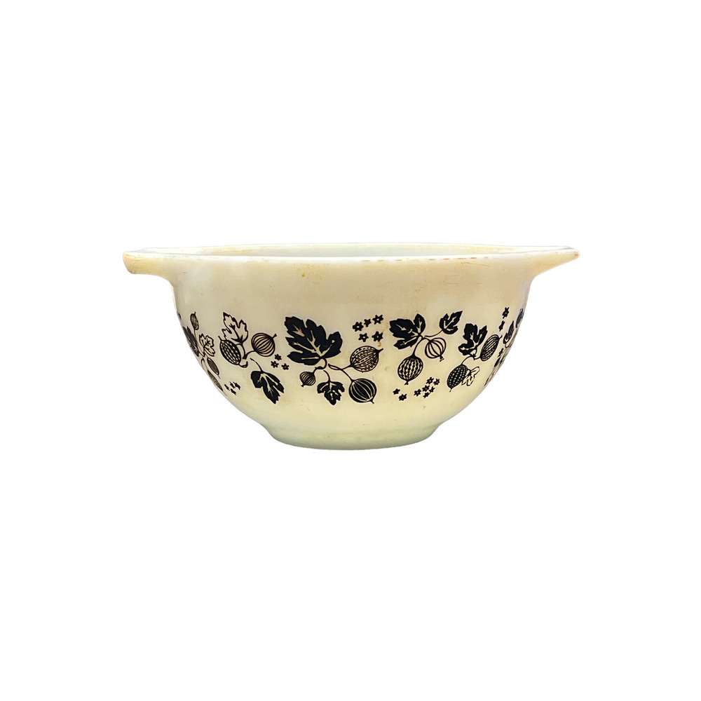 Pyrex Yellow & Black Gooseberry Mixing Bowl - 1.5 Pint